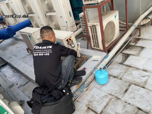 thợ sửa điện nước quận hoàng mai chuyên nghiệp