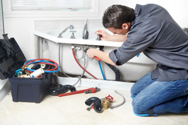 thợ sửa điện nước tại nhà chuyên nghiệp