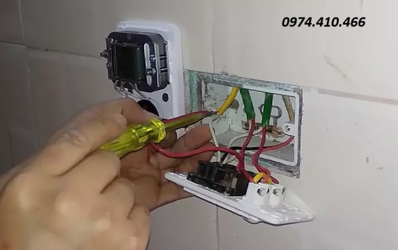 đấu dây quạt trần
