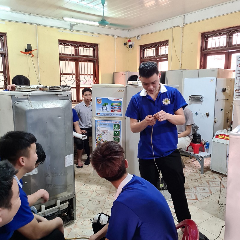 thợ sửa điện lạnh hà nội gần đây
