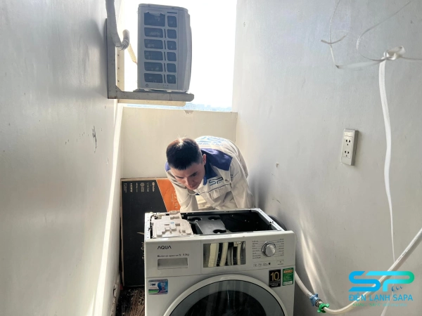 Khóa cửa không nhả tại nhà