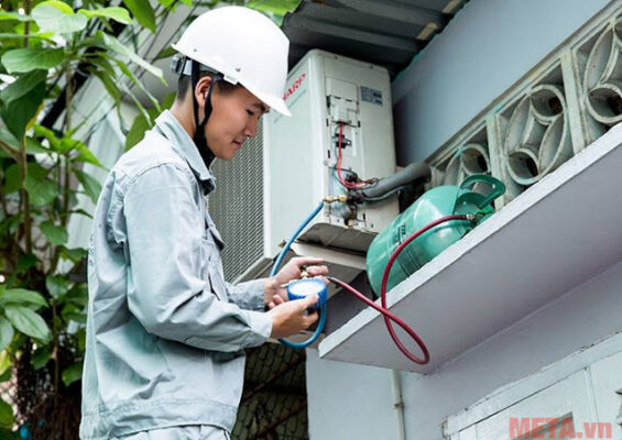 điều hòa hết gas
