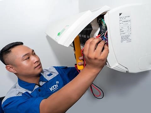 thợ bảo dưỡng điều hòa quận hà đông