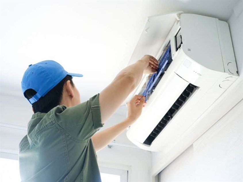đội thi công vệ sinh bảo dưỡng điều hòa quận đống đa