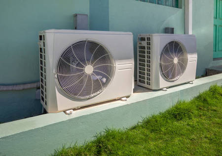 Có nên tự vệ sinh điều hòa tại nhà