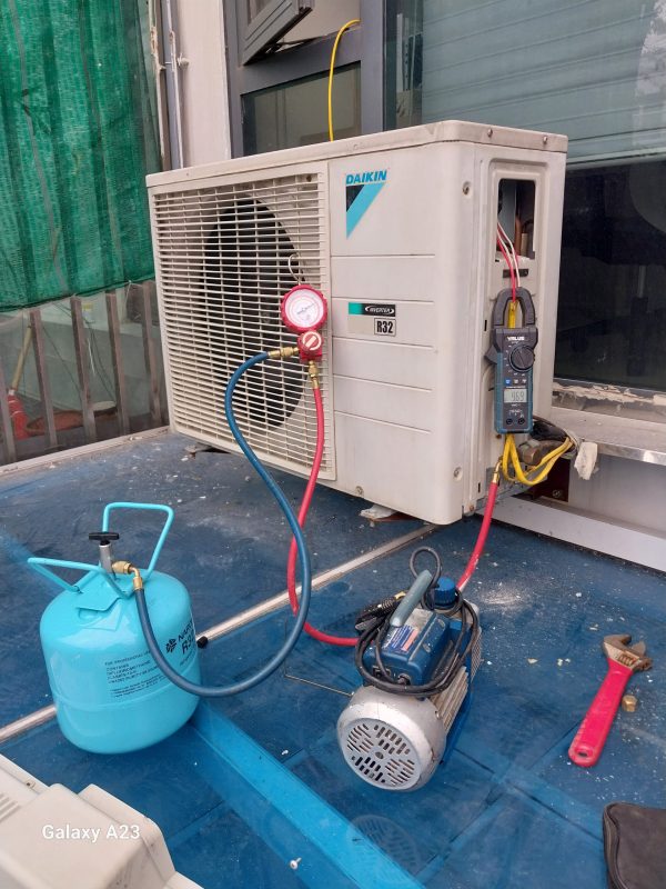 Bảng giá vệ sinh điều hòa Hà Nội uy tín mới nhất