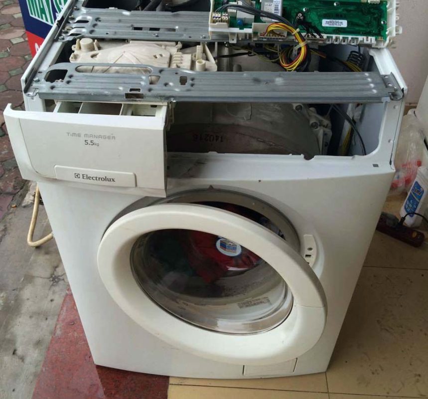 Máy giặt bị nhiễm điện tại nhà