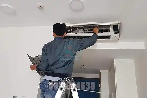 điều hoà phát tiếng ù
