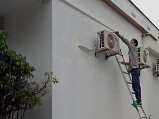 Có nên lắp ổn áp riêng