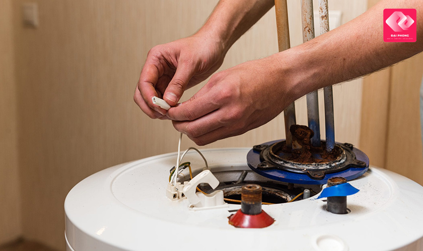 Sửa Bình Nóng Lạnh Quận Hai Bà Trưng 24/7 Uy Tín Giá Rẻ
