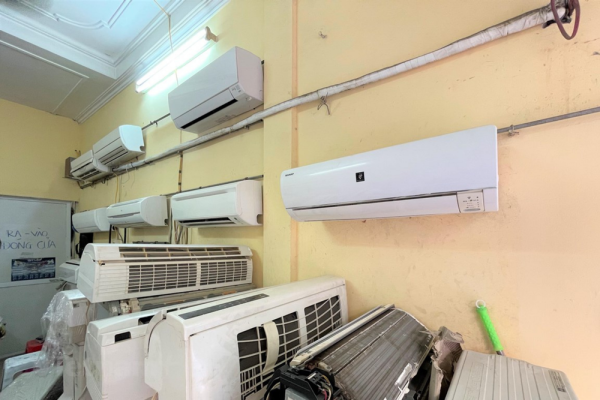 Có nên bật điều hòa
