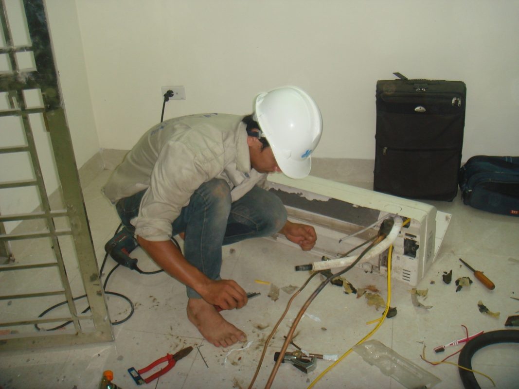 điều hòa khiến tiền điện tăng cao